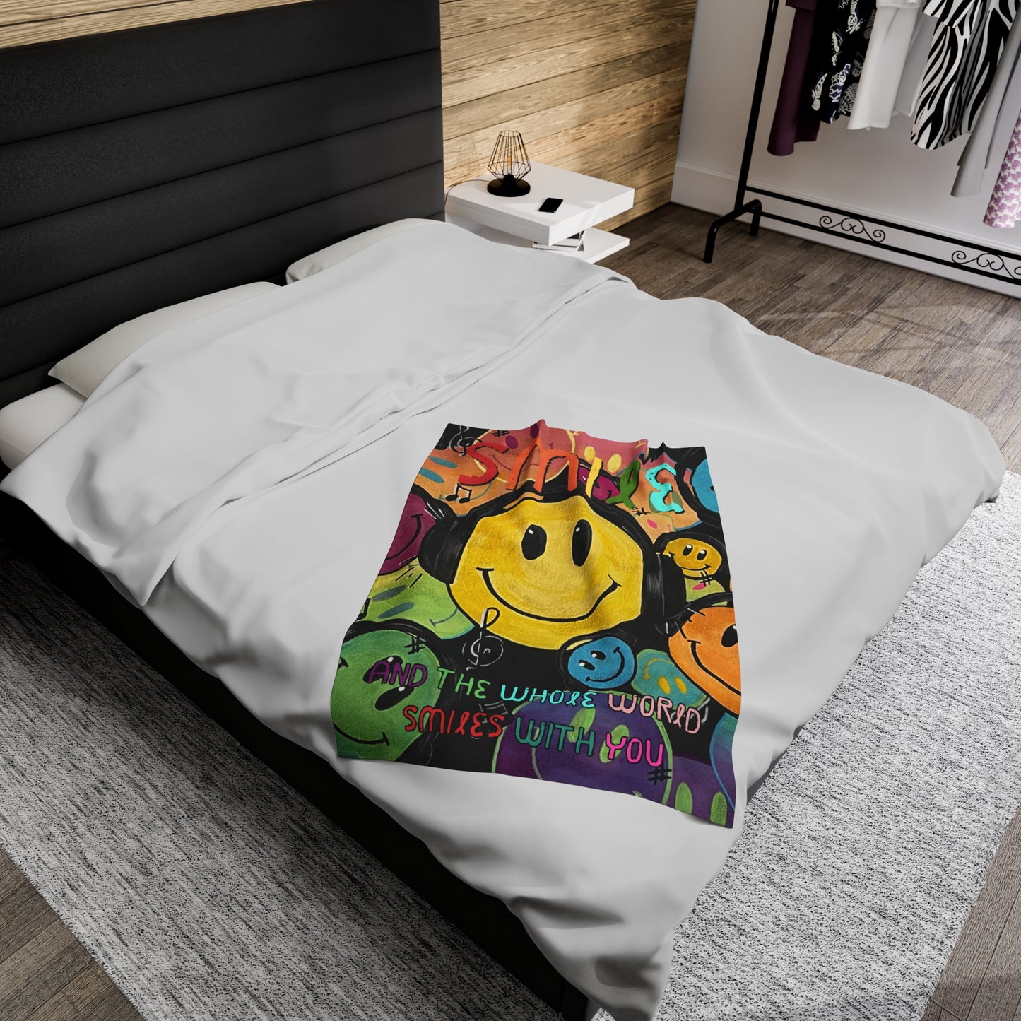 Blanket: Smile Velveteen Plush Blanket