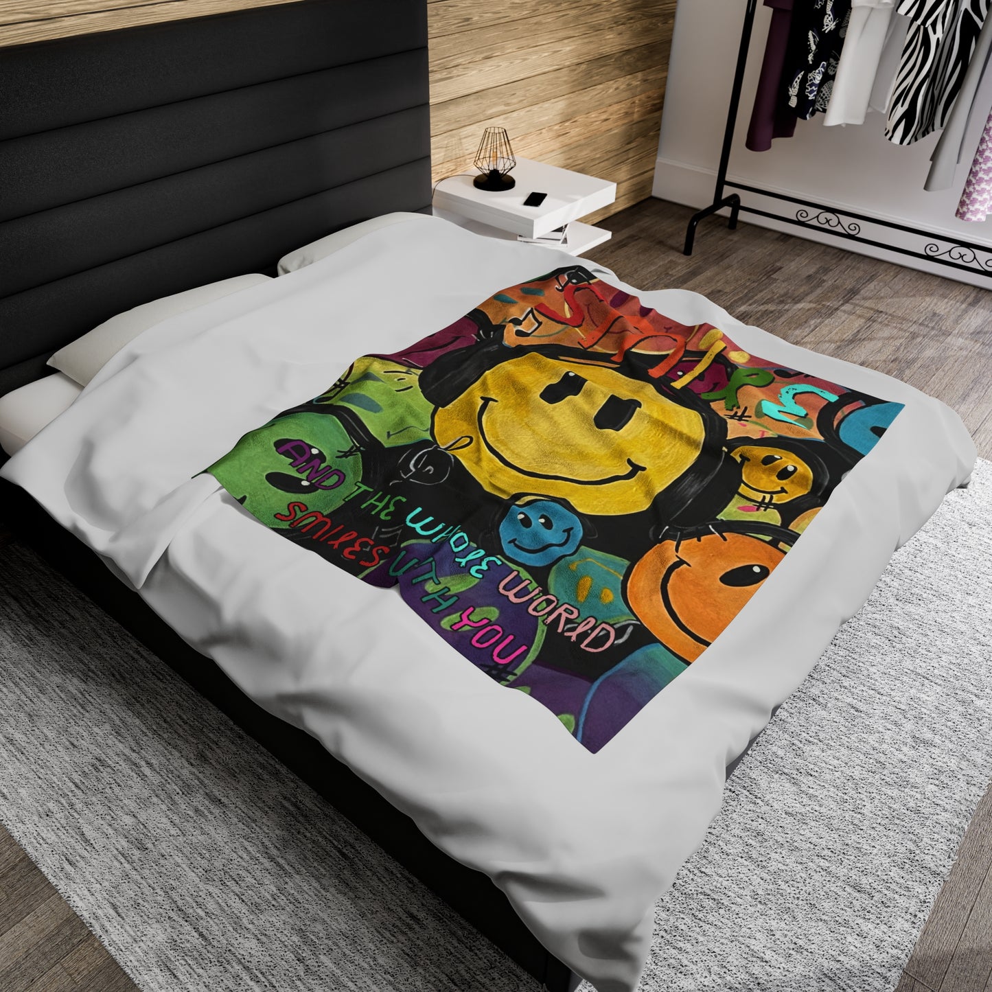 Blanket: Smile Velveteen Plush Blanket