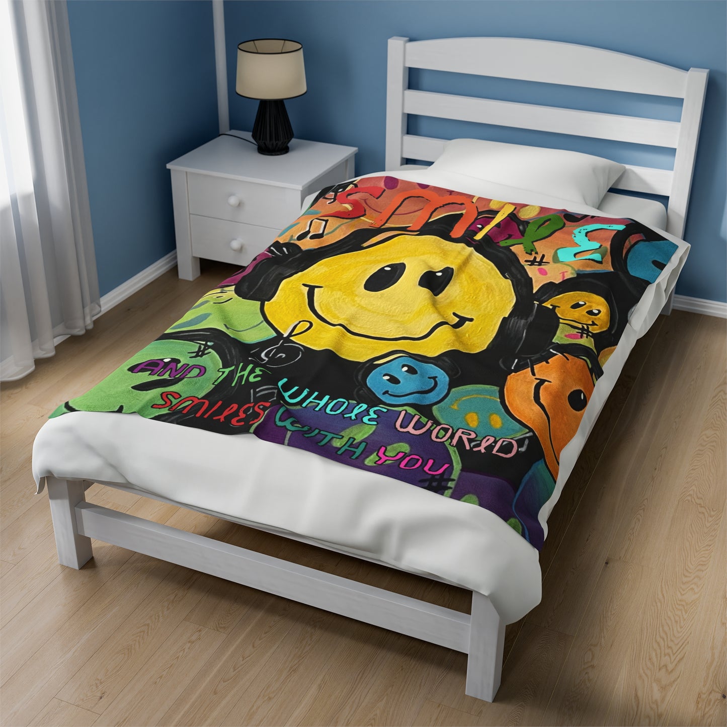Blanket: Smile Velveteen Plush Blanket